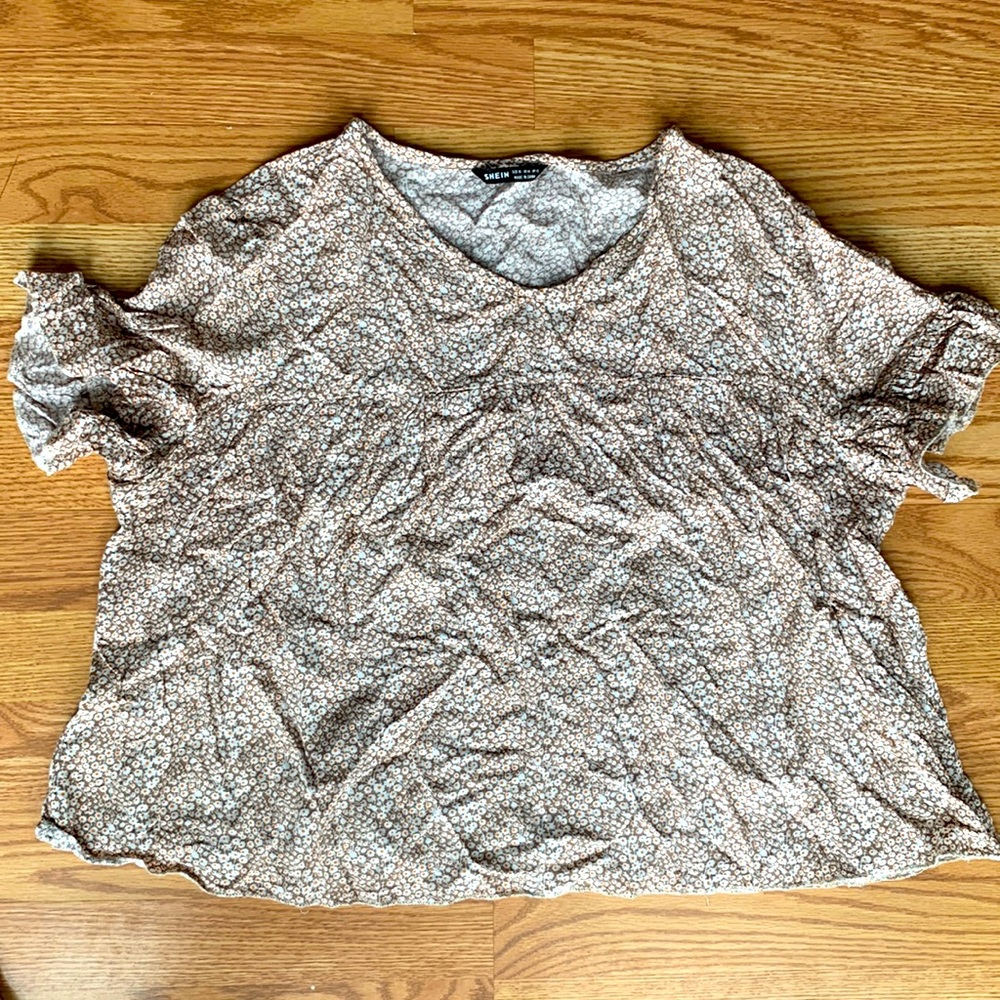 Cropped tee